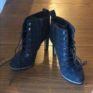 Gianni Bini heeled boots
